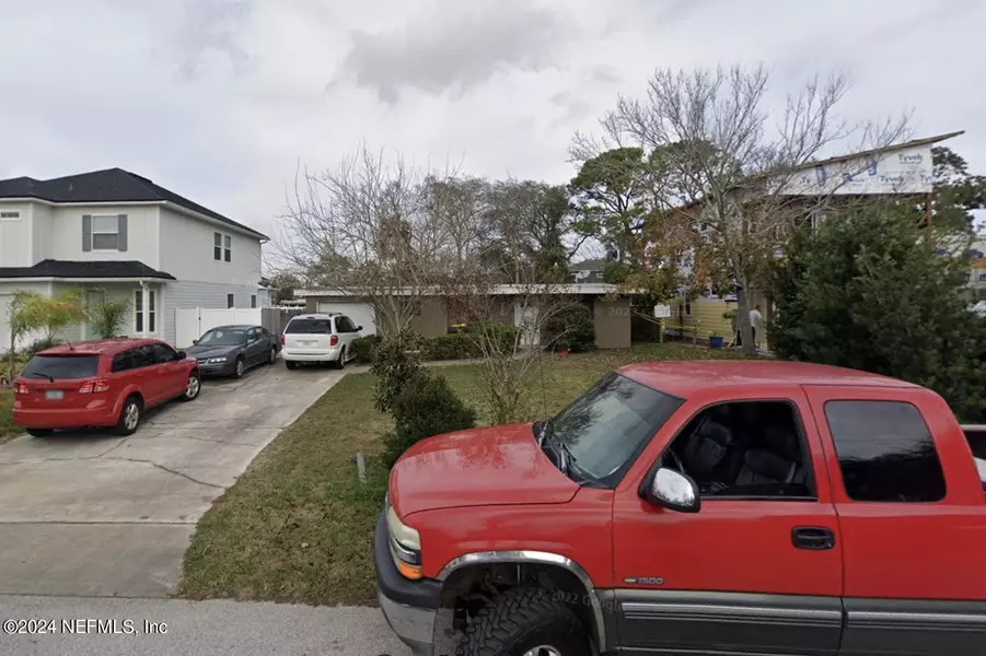 719 4TH AVE N, Jacksonville Beach, FL 32250