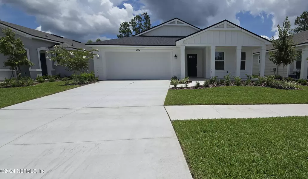 13881 HOLSINGER BLVD, Jacksonville, FL 32256