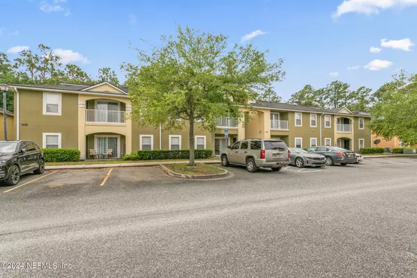 3680 KIRKPATRICK CIR #6-1, Jacksonville, FL 32210