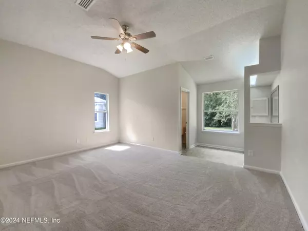 Jacksonville, FL 32216,8217 LAKEMONT DR