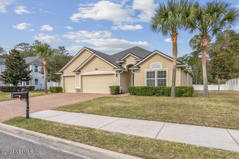 Jacksonville, FL 32223,11733 PADDOCK GATES DR