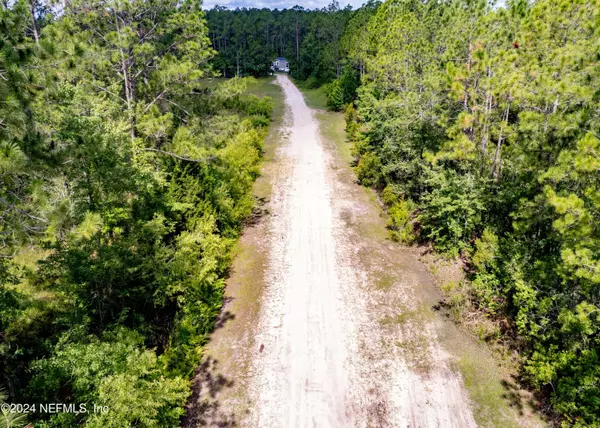 Lawtey, FL 32058,25846 N US HWY 301