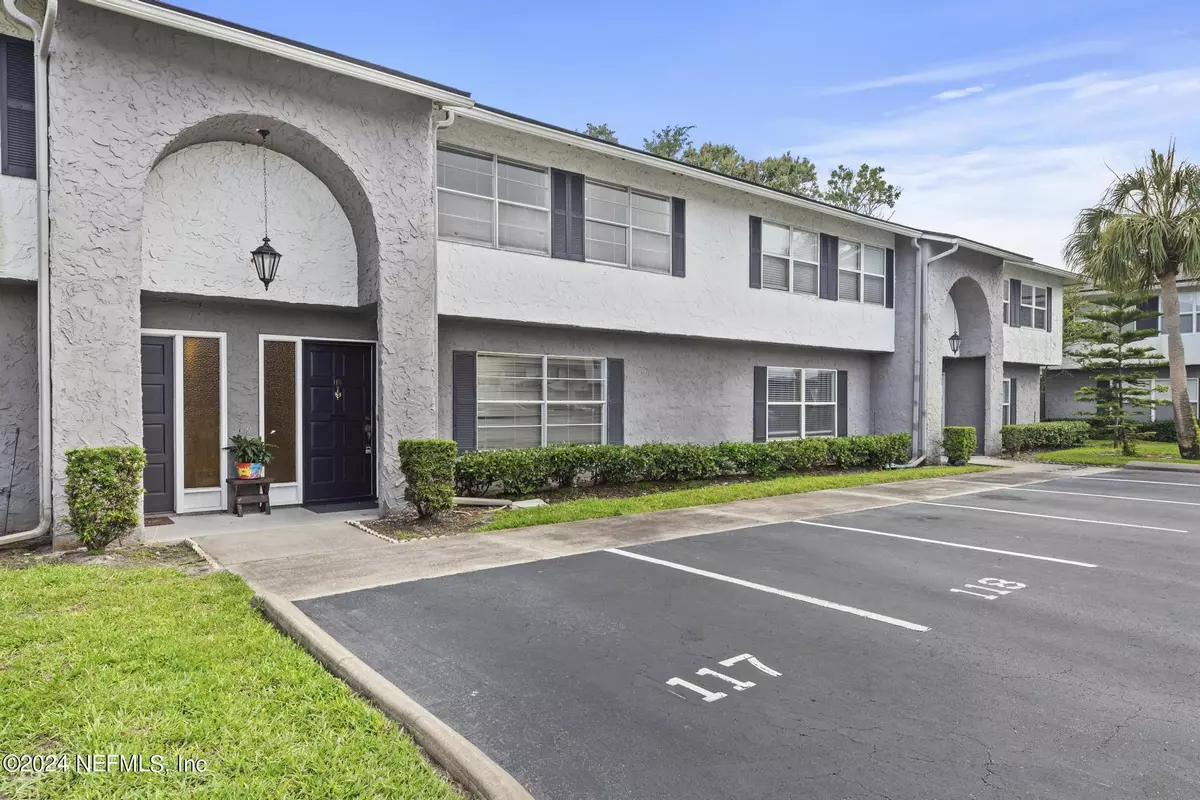 Ponte Vedra Beach, FL 32082,695 A1A #118