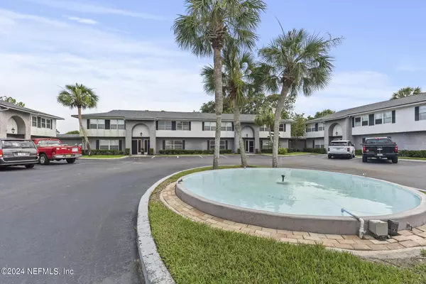 Ponte Vedra Beach, FL 32082,695 A1A #118