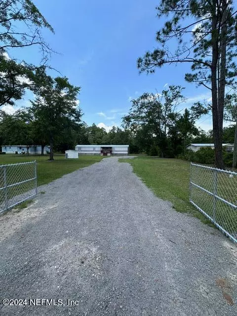 Sanderson, FL 32087,13831 TONY GIVENS RD