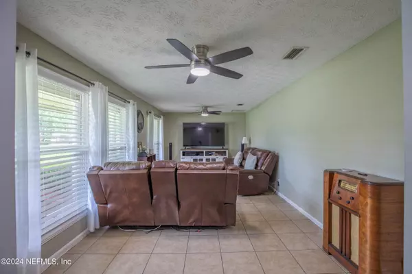 Orange Park, FL 32073,1762 GUMTREE DR