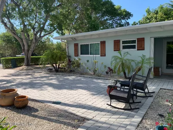 Big Pine Key, FL 33043,1136 W SHORE DR