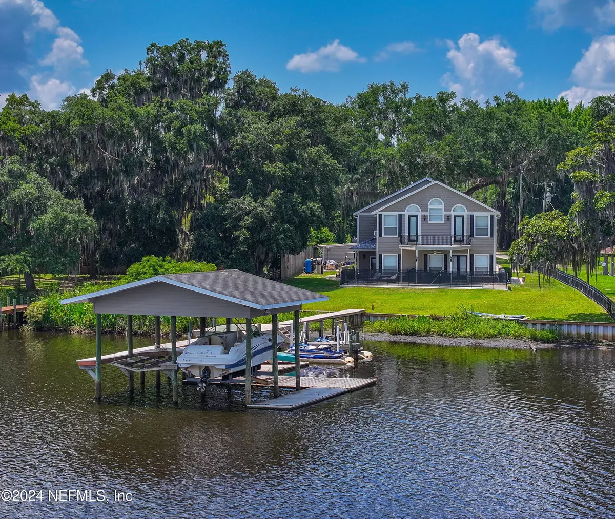 Palatka, FL 32177,529 W RIVER RD