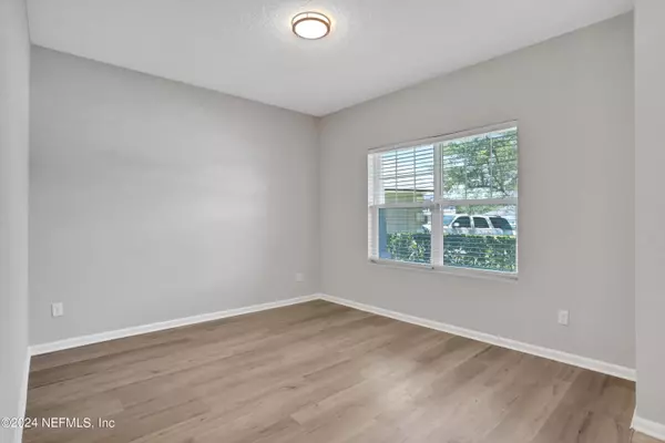 Jacksonville, FL 32218,15708 CANOE CREEK DR
