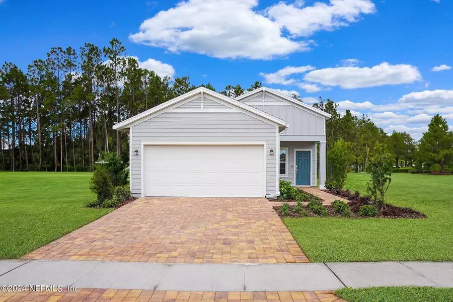 40 SCRAMBLE CIR, St Johns, FL 32259