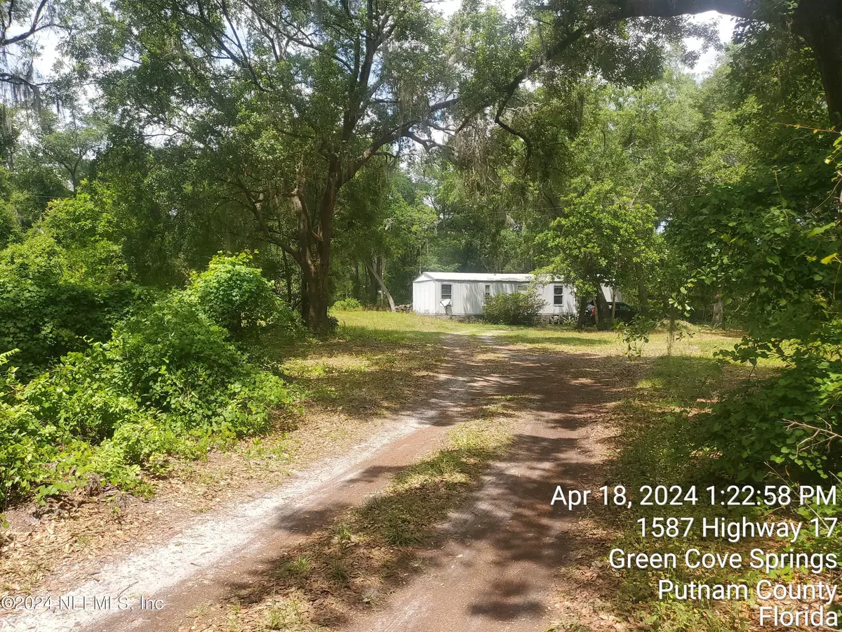 Palatka, FL 32177,1126 HWY 17