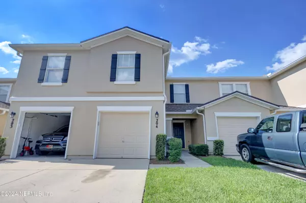 1500 CALMING WATER DR #204, Fleming Island, FL 32003