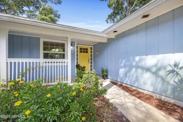 Jacksonville Beach, FL 32250,77 OAKWOOD RD