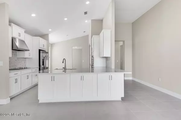Palm Coast, FL 32137,49 OCONEE DR