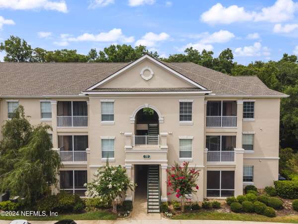 8601 BEACH BLVD #712, Jacksonville, FL 32216