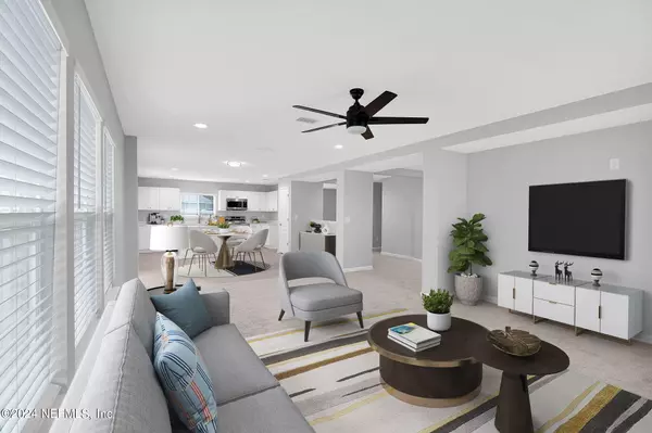 11727 CARSON LAKE DR W Jacksonville, FL 32221