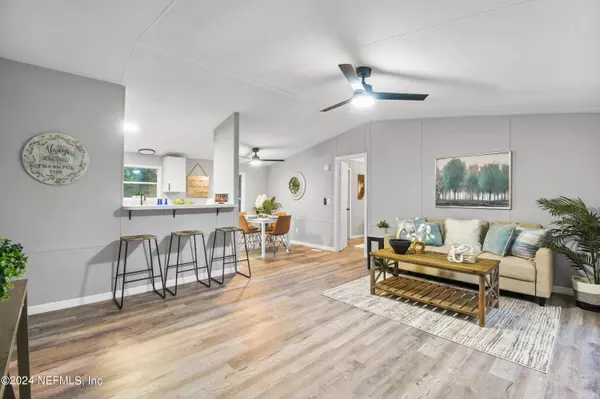 Satsuma, FL 32189,210 OKLAHOMA AVE