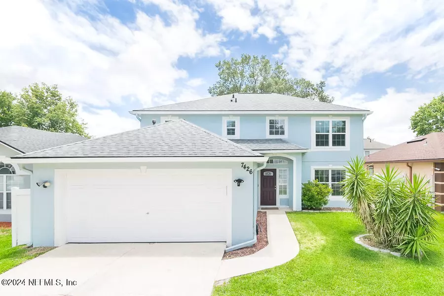 7426 LAWN TENNIS LN, Jacksonville, FL 32277