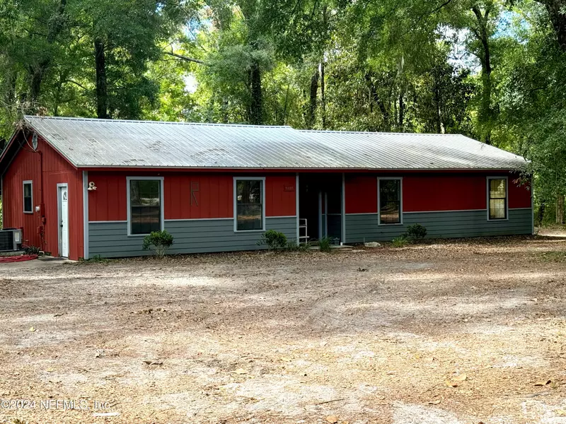 4189 CHOKEBERRY RD, Middleburg, FL 32068