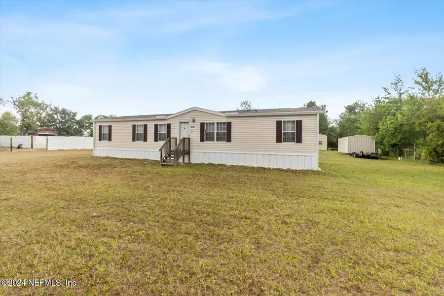 4518 CRAZY HORSE AVE, Middleburg, FL 32068