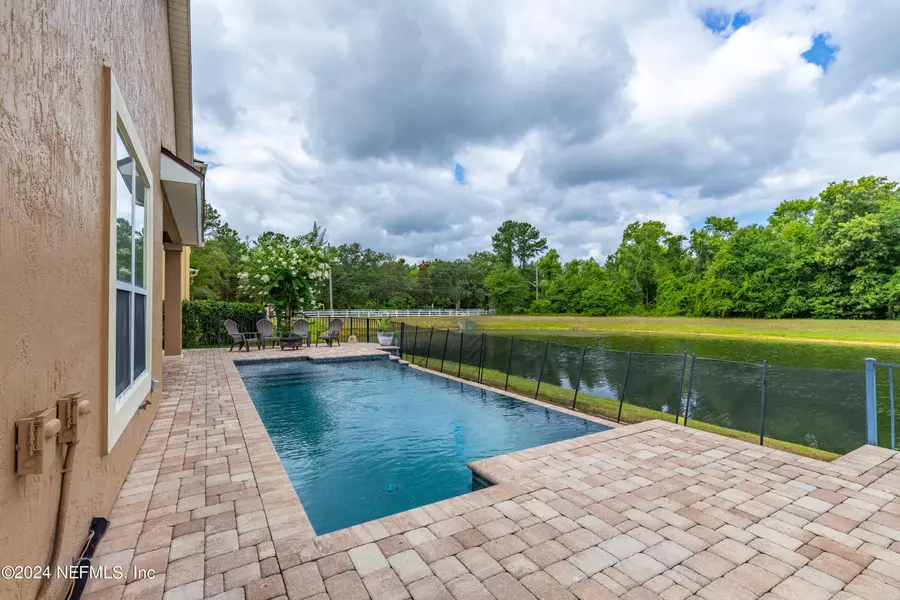 1876 REAR ADMIRAL LN, St Johns, FL 32259