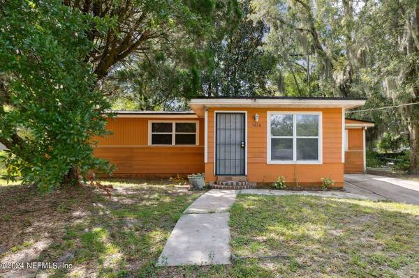 4638 SUFFOLK AVE, Jacksonville, FL 32208