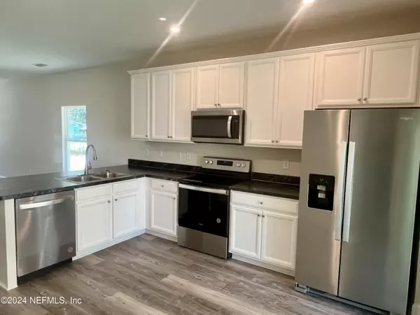 Jacksonville, FL 32208,2063 DEAN A AVE