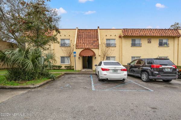 6528 VALEROSA CT #4, Jacksonville, FL 32217