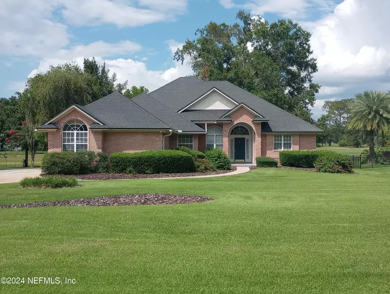 1824 COLONIAL DR, Green Cove Springs, FL 32043