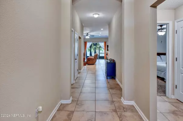 Jacksonville, FL 32211,8306 PEPPER LAKE CT