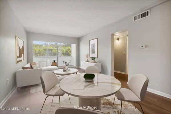 Jacksonville, FL 32207,4975 SAN JOSE BLVD #213