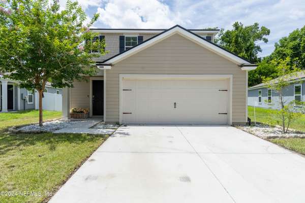 8066 MEADOW WALK LN,  Jacksonville,  FL 32256