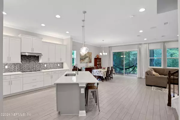 St Johns, FL 32259,195 PRINCE ALBERT AVE