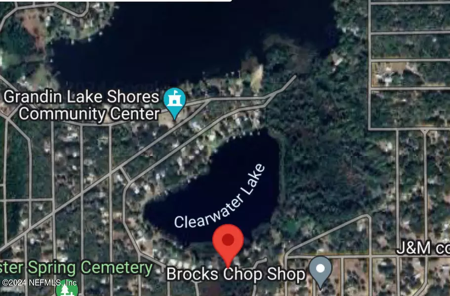 880 LAKE SHORE TER, Interlachen, FL 32148