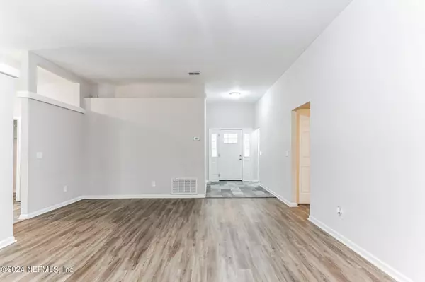 St Johns, FL 32259,176 IVY LAKES DR