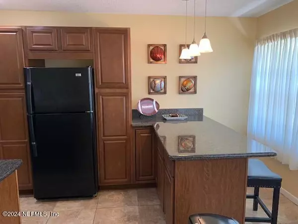 Jacksonville, FL 32210,4390 HERSCHEL ST #4