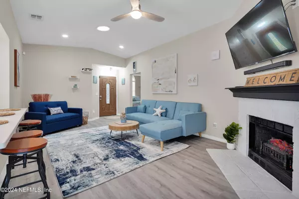 Jacksonville Beach, FL 32250,1445 EASTWIND DR N