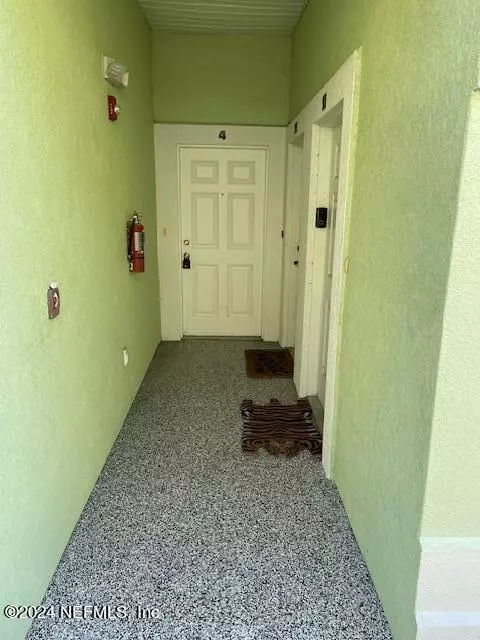 Jacksonville, FL 32224,13843 HERONS LANDING WAY #4