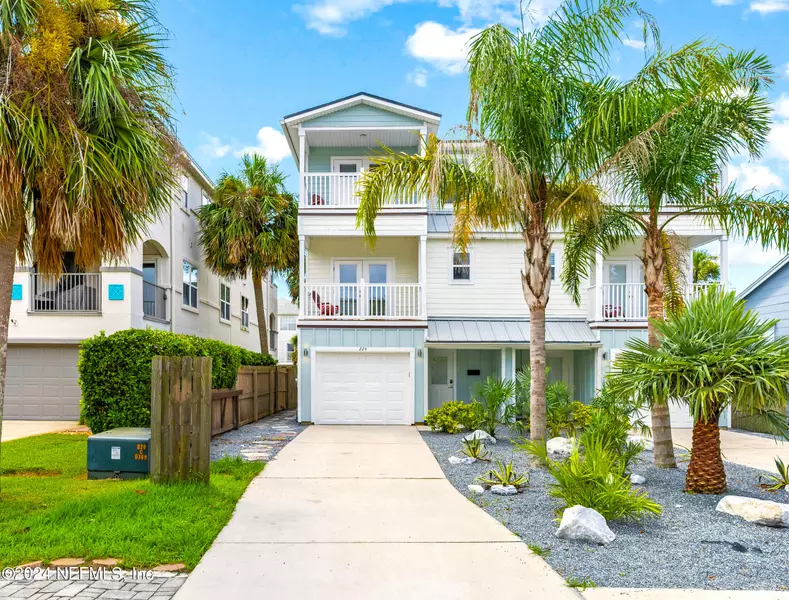 224 6TH AVE S, Jacksonville Beach, FL 32250