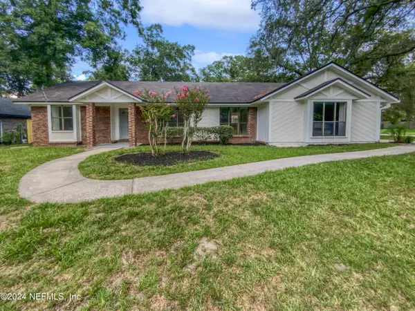 Fleming Island, FL 32003,651 SAN CLEMENTI DR