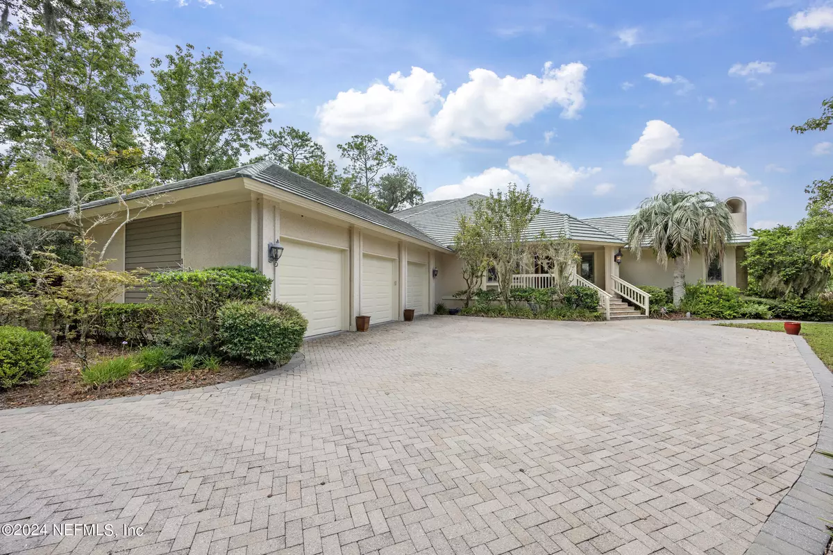 Ponte Vedra Beach, FL 32082,113 HERON LAKE WAY