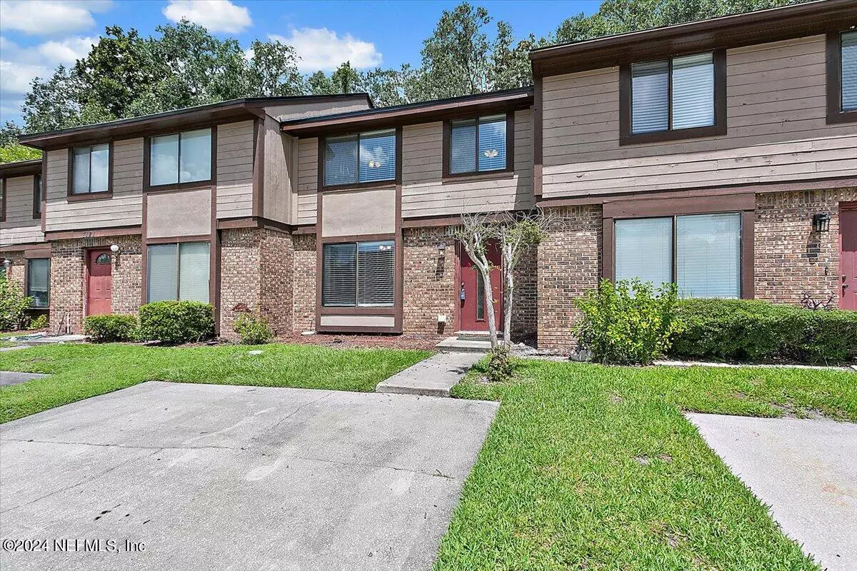 Jacksonville, FL 32244,7119 PRESTWICK CIR N