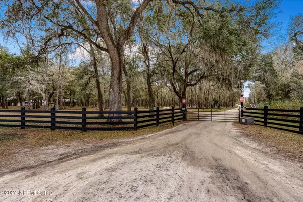 6169 COUNTY RD 209 S,  Green Cove Springs,  FL 32043