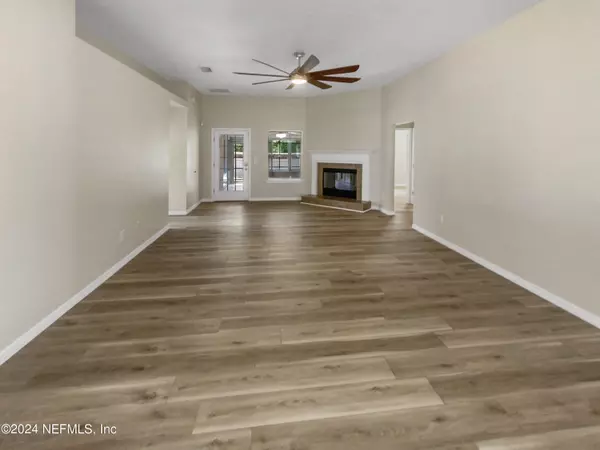 Jacksonville, FL 32244,6444 SARAHS VIEW CT