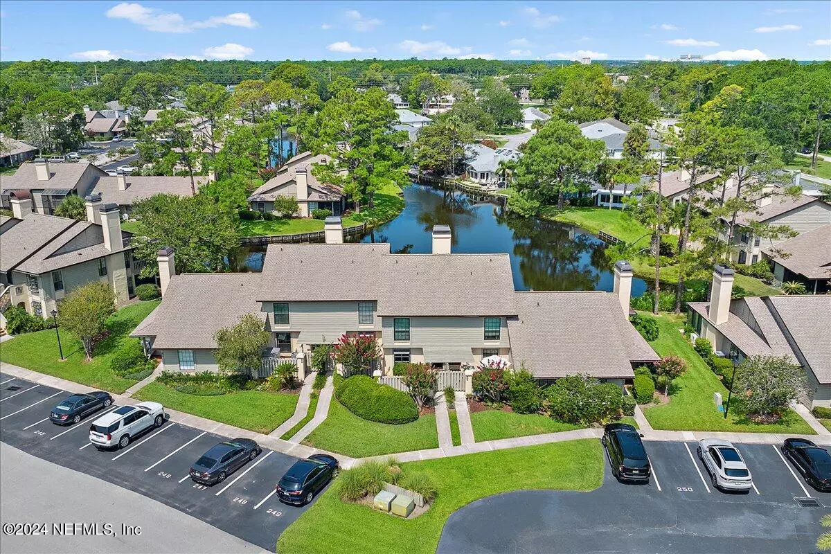 Ponte Vedra Beach, FL 32082,248 CRANES LAKE DR