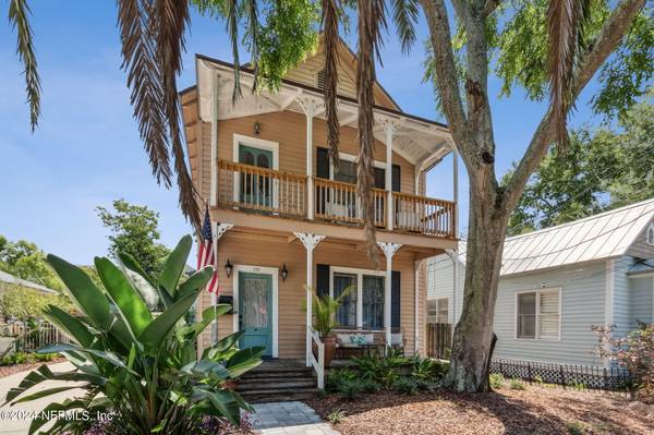 322 S 6TH ST, Fernandina Beach, FL 32034