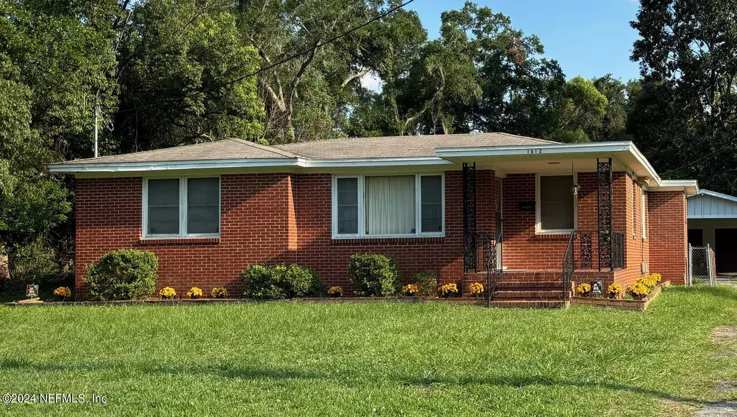 1612 BASSETT RD, Jacksonville, FL 32208