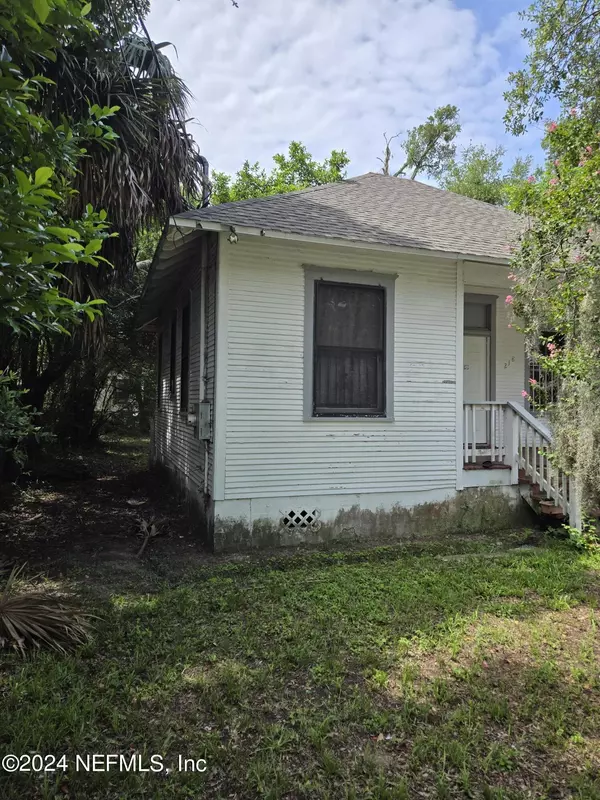 Jacksonville, FL 32206,218 E 18TH ST