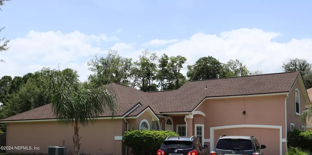 3111 MAJESTIC OAKS LN, Green Cove Springs, FL 32043