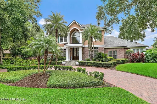 751 SHIPWATCH DR E, Jacksonville, FL 32225